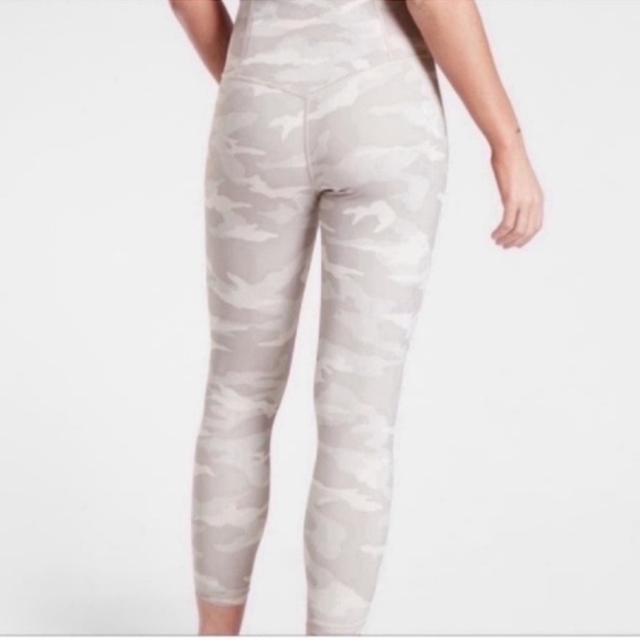 NWOT Athleta Elation 7/8 yoga athletic tights / leggings abalone grey camo print - Picture 5 of 12